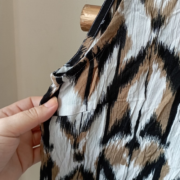 Summer Geometric Top - Picture 9 of 9